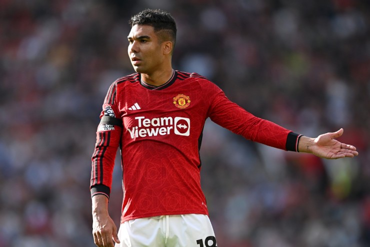 Casemiro đang trở thành "gánh nặng" ở tuyến giữa của MU