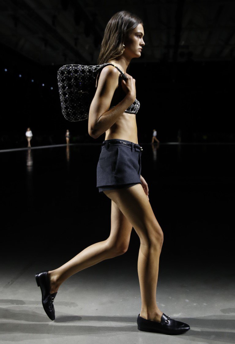 Những chiếc quần hot pant hot trở lại trong mùa xuân tới - 7