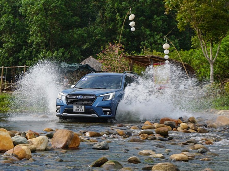 Subaru giảm giá bán 280 triệu đồng cho mẫu xe Forester tại Việt Nam - 1