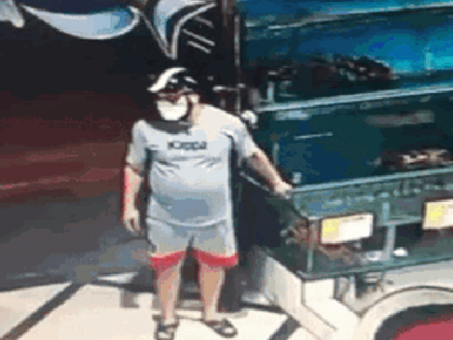 Tin tức trong ngày - Nam thanh niên trộm con tôm hùm giá 9 triệu đồng tại Hà Nội: Đủ dấu hiệu cấu thành tội "Trộm cắp tài sản"