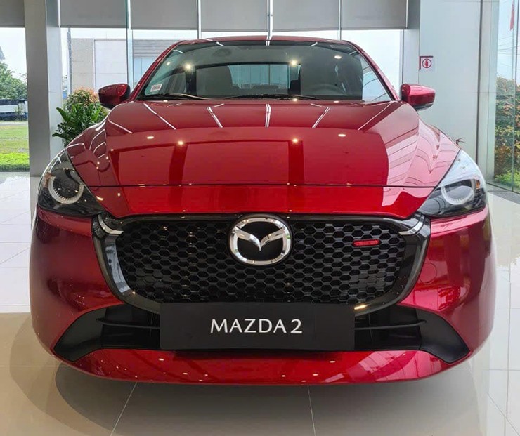 Mazda2 2024 sedan có giá 499 triệu đồng, đã về đại lý - 4