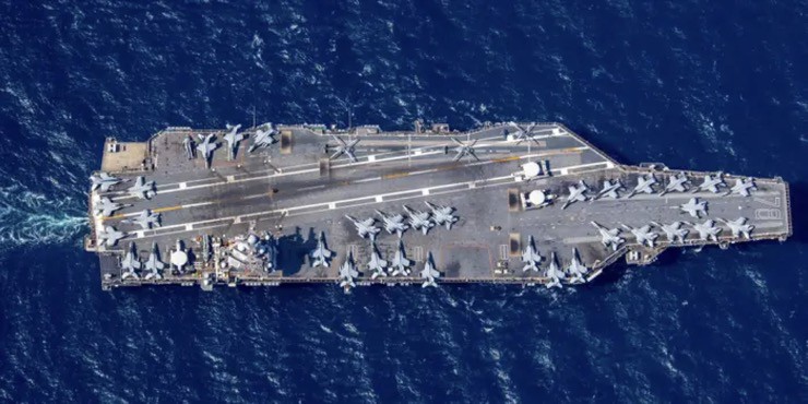Siêu tàu sân bay&nbsp;USS Gerald R. Ford mang theo đầy đủ chiến đấu cơ trong các sứ mệnh ở châu Âu và Trung Đông.