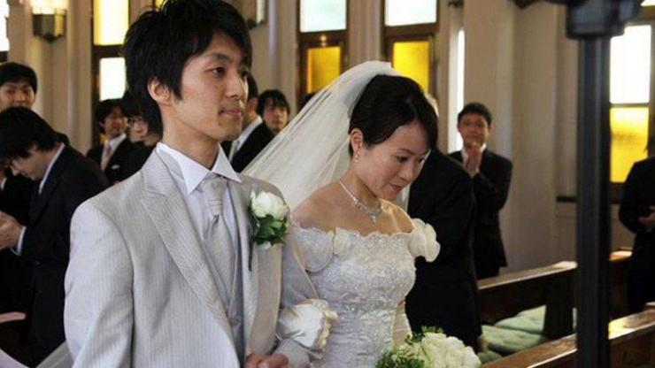 Sau 2 năm ly hôn, tôi tái hôn với người vợ hiện tại. (Ảnh minh họa)