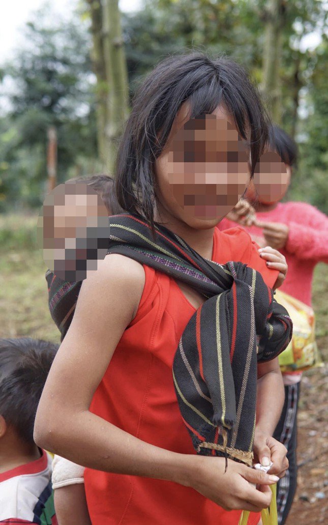 Tảo hôn, hôn nhân cận huyết thống để lại những hệ lụy lâu dài cho gia đình và xã hội (Ảnh minh họa)