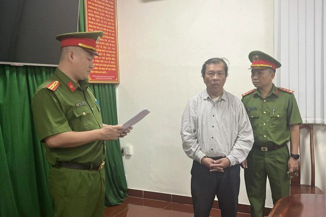 Ông Trần Văn Sỹ lúc bị bắt tạm giam. Ảnh: Công an cung cấp.