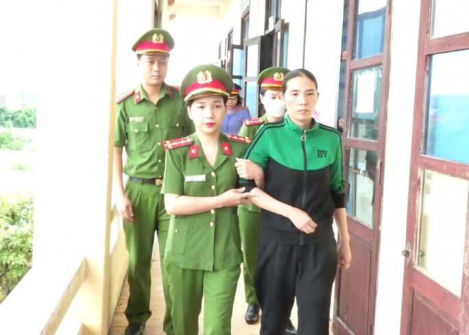 Cơ quan Cảnh sát điều tra Công an tỉnh đã thi hành lệnh khám xét nơi làm việc, nơi ở của Nguyễn Thị Loan