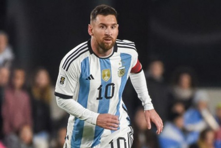 HLV Argentina tin Messi đá chính trở lại, "El Pulga" bị Rabiot hắt hủi cuộc đua QBV