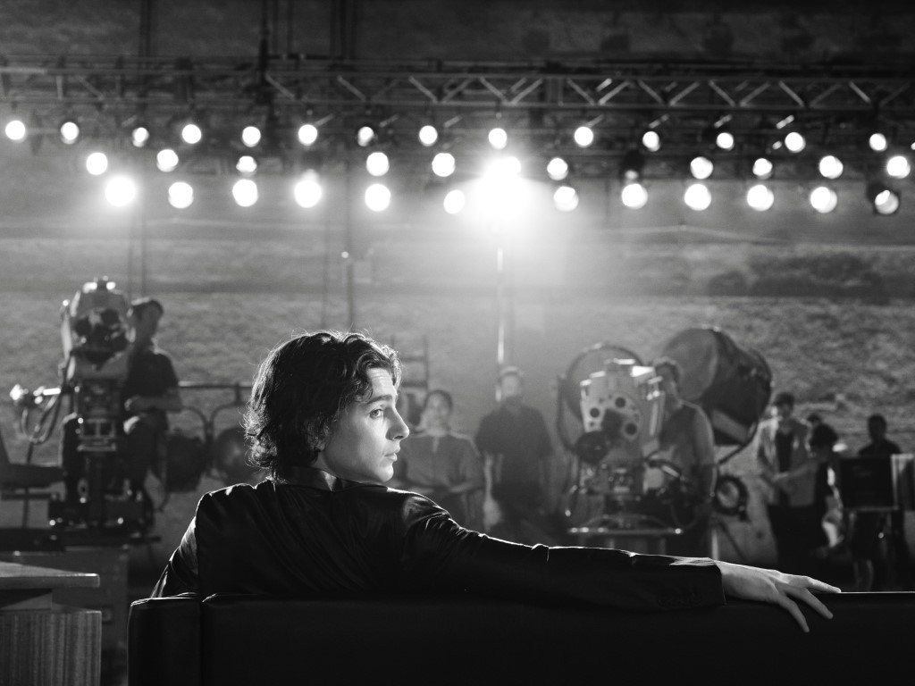 Chàng thơ tuyệt đỉnh lãng mạn Timothée Chalamet của Chanel - 4