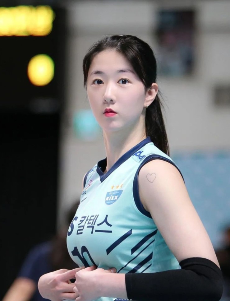 "Thiên thần mới" bóng chuyền Hàn Quốc gửi lời xin lỗi khán giả sau thất bại tại ASIAD 2023