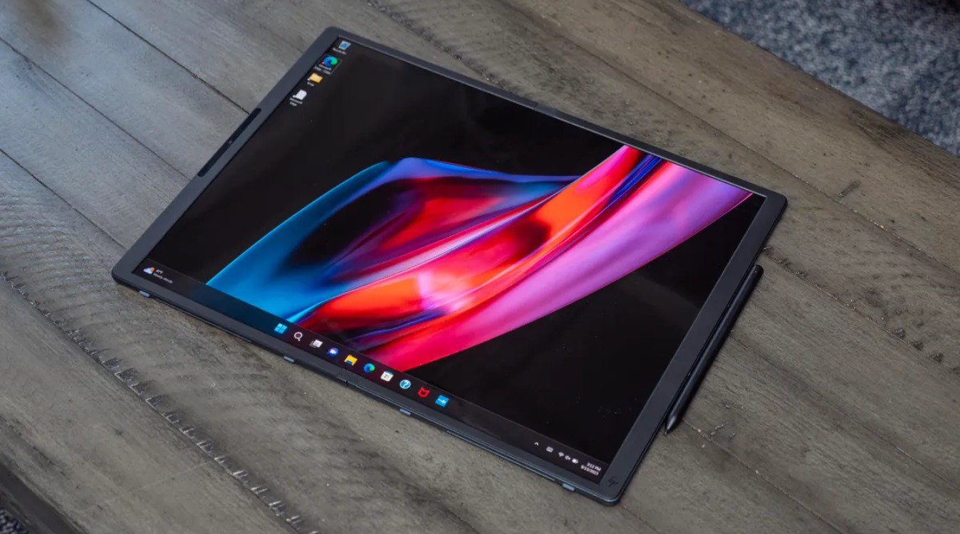 HP Spectre Foldable PC đi kèm bút cảm ứng.