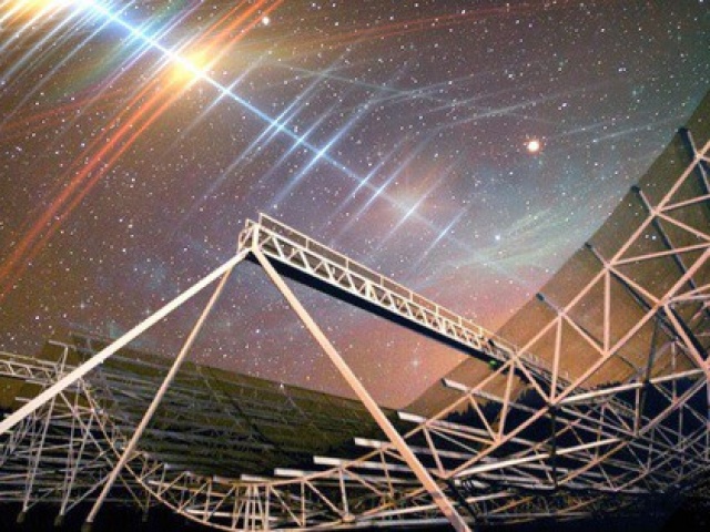 Công nghệ thông tin - Tín hiệu vô tuyến lạ liên tục đến Trái Đất: Lời giải từ "cõi chết"