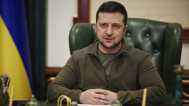 Tổng thống Ukraine Volodymyr Zelensky triệu tập một cuộc họp bất ngờ đối với các tư lệnh cấp cao. Ảnh: Euro News