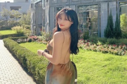 Thời trang - "Vệ Nữ béo" mặc váy lụa đi trong gió, thu hút 1 triệu fan bằng "sắc đẹp ngàn cân"