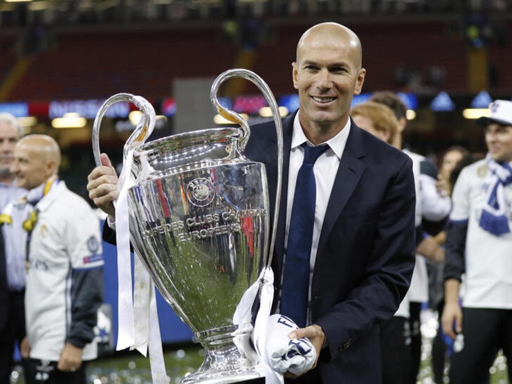 Zidane liệu có trở lại Real Madrid để tái hiện những vinh quang rực rỡ?