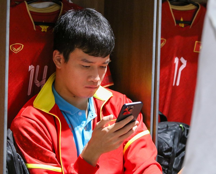 Trực tiếp bóng đá ĐT Việt Nam - Uzbekistan: Nỗ lực vô vọng (Giao hữu) (Hết giờ) - 3