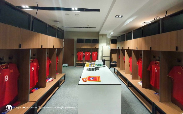 Trực tiếp bóng đá ĐT Việt Nam - Uzbekistan: Nỗ lực vô vọng (Giao hữu) (Hết giờ) - 8