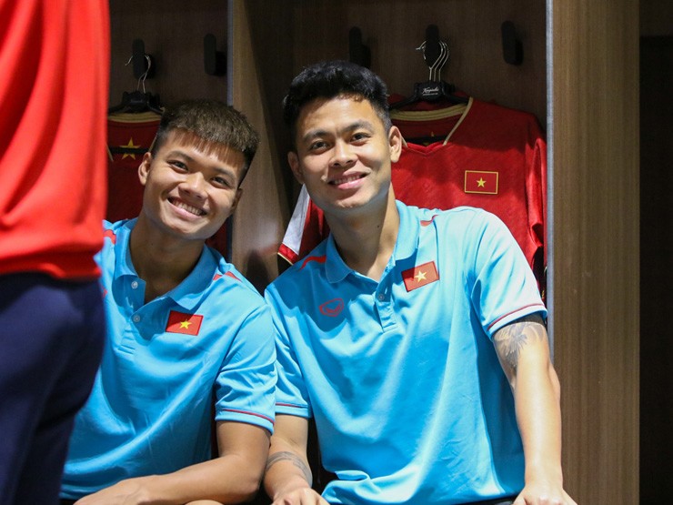 Trực tiếp bóng đá ĐT Việt Nam - Uzbekistan: Nỗ lực vô vọng (Giao hữu) (Hết giờ) - 2