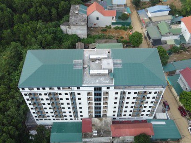 Kinh doanh - Cận cảnh chung cư mini sai phép ''nhồi'' gần 200 căn hộ vừa bị Chủ tịch Hà Nội chỉ đạo xử lý