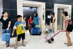 Tin tức trong ngày - Nhiều cư dân KĐT ở Hà Nội nhốn nháo vì mất nước "giờ cao điểm", đơn vị cấp nước nói gì?