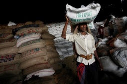 Thị trường - Tiêu dùng - Ấn Độ "dọa" cấm xuất khẩu một mặt hàng, nhiều nước đứng ngồi không yên