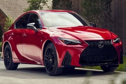 2024 Lexus IS tăng giá, khởi điểm nhỉnh 1 tỷ đồng