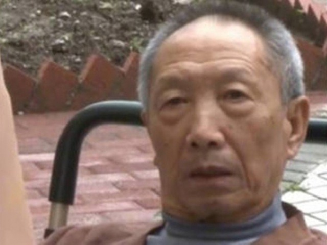 Bạn trẻ - Cuộc sống - Bố muốn rời viện dưỡng lão, con gái từ chối thẳng vì điều này