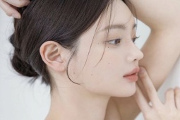 Làm đẹp - Mái tóc trơn mềm, da căng bóng mịn màng nhờ trà