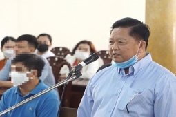 Tin tức trong ngày - Cấp biển số xe sai quy định, cựu trưởng Phòng CSGT An Giang lãnh 2 năm tù