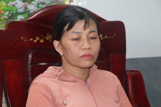 Bà Đinh Thị Bích Thủy, vợ của ngư dân Đỗ Văn Hải