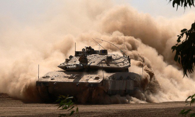 Xe tăng Israel gần Dải Gaza ngày 13-10