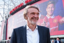 Bóng đá - Tỷ phú Anh bị trì hoãn tiếp quản MU, phải chờ 12 lãnh đạo biểu quyết