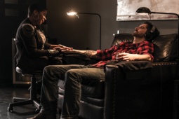 Đàn ông - Xu hướng làm móng cho nam giới