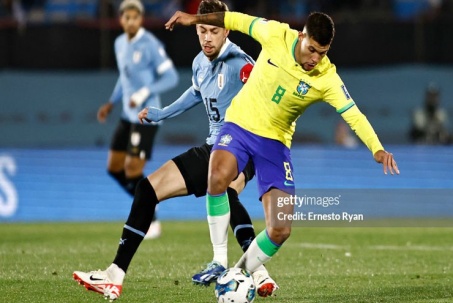 Video bóng đá Uruguay - Brazil: Neymar gặp họa, mất ngôi nhì bảng (Vòng loại World Cup)