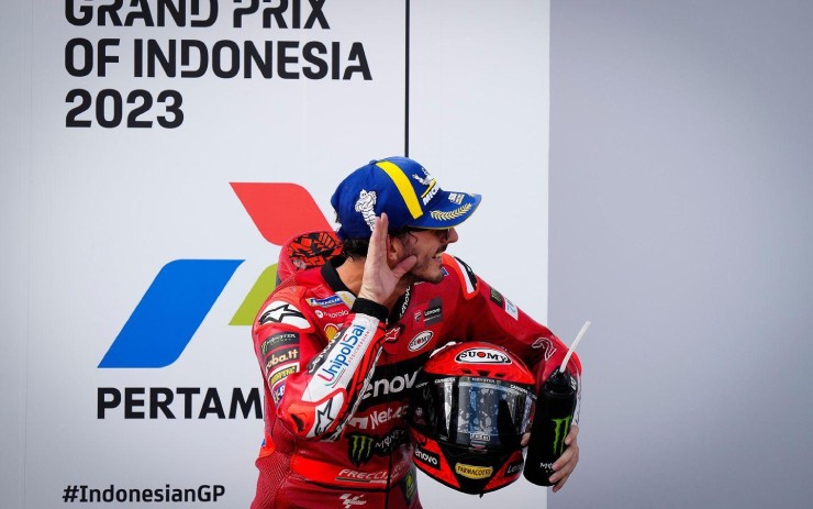Đua xe MotoGP, Indonesian GP: Cuộc đua tiếp tục xoay chiều, Bagnaia giữ vứng số 1 - 1
