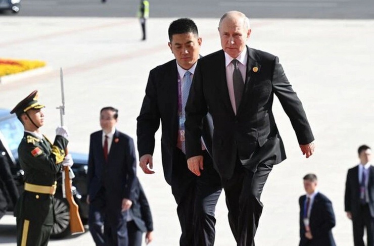 Tổng thống Nga Vladimir Putin thăm Trung Quốc. Ảnh: Reuters.