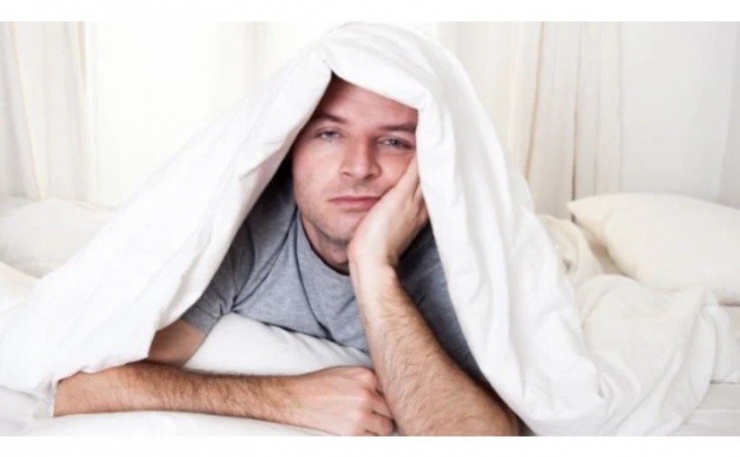 Chất lượng giấc ngủ kém có thể làm giảm mức năng lượng của bạn và ảnh hưởng xấu đến sức khỏe tổng thể. Ảnh: NDTV.