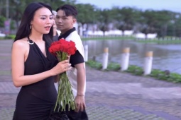 Thời trang - Những lần mặc váy bó sát khiến người đi đường khó rời mắt của Ninh Dương Lan Ngọc