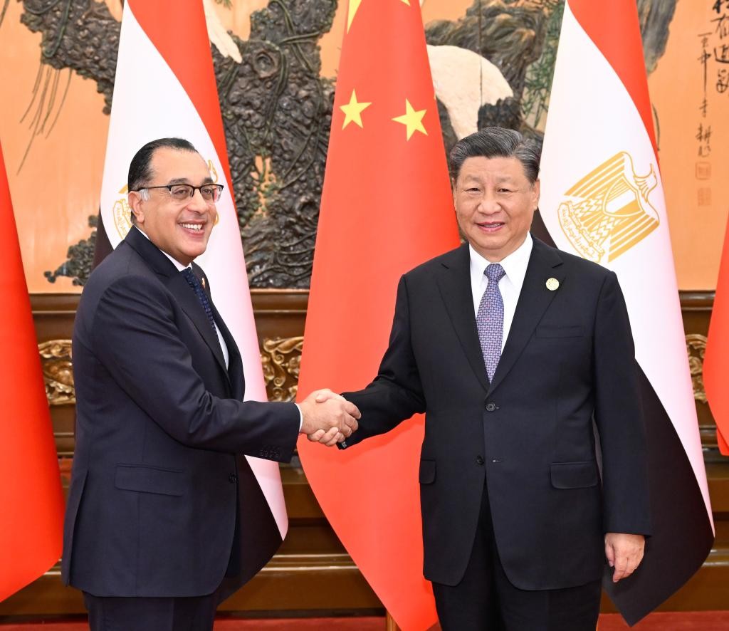 Ông Tập Cận Bình trong cuộc gặp với Thủ tướng Ai Cập Mostafa Madbouly hôm 19/10 (ảnh: Xinhua)