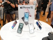 Kinh doanh - Người Việt làm việc gần 2 tháng mới đủ tiền mua iPhone 15