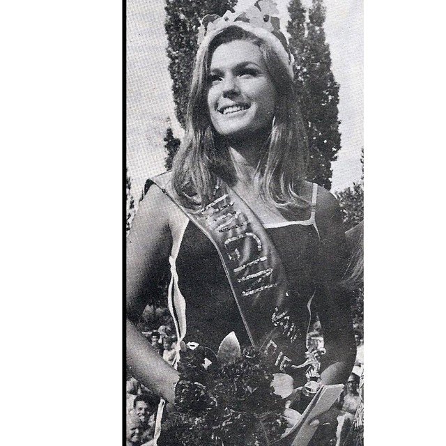 Bà Maye Musk chiến thắng một cuộc thi sắc đẹp năm 1969. Ảnh: Instagram