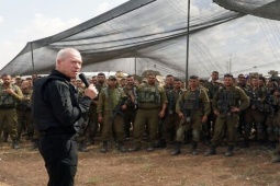 Thế giới - Bộ trưởng Quốc phòng Israel gặp binh sĩ ở tiền tuyến, nói sẽ "sớm thấy Gaza từ bên trong"