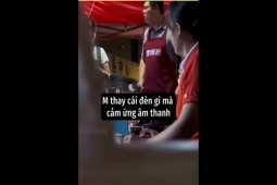 Clip hài hước - Cười nội thương với chiếc đèn cảm ứng "ồ hố"