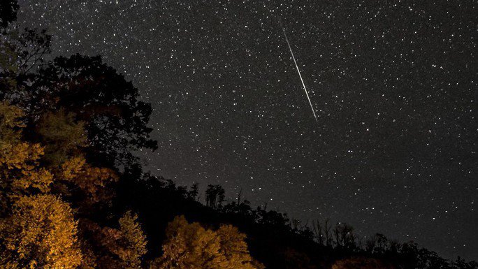 Mưa sao băng Orionids - Ảnh: SPACE.COM
