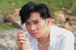 Nhạc - Ca sĩ Quang Hà: "Đôi khi tôi cố tình hát không rõ lời cho giống Gen Z, rồi bị các nhạc sĩ mắng"