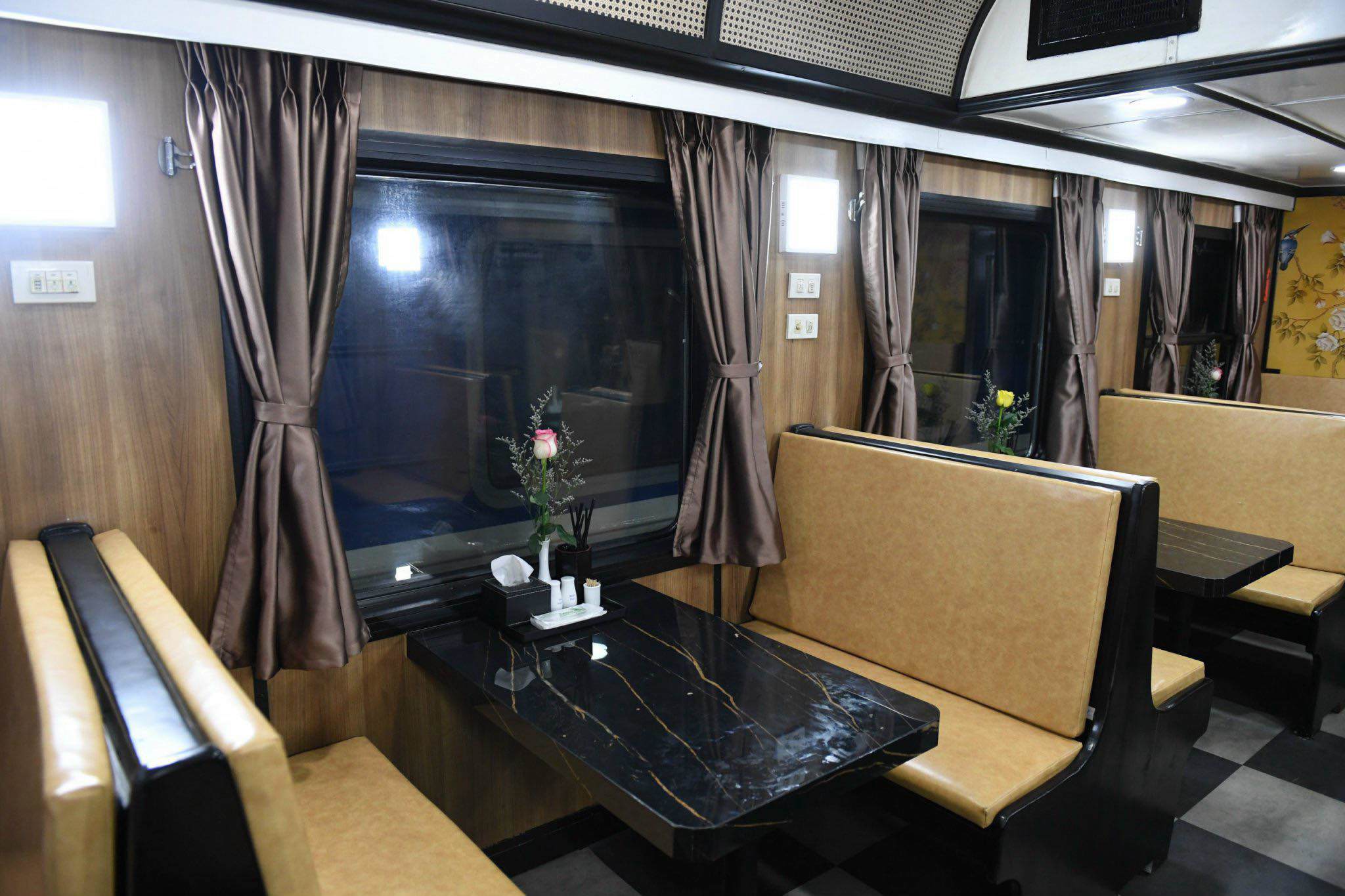 Một số trang thiết bị nội thất nâng cấp các toa ghế ngồi, toa giường nằm….