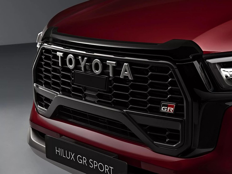 Toyota Hilux GR Sport II lộ diện với nhiều nâng cấp mới - 6