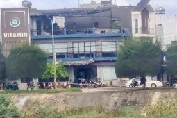 Pháp luật - Đánh nhau vì mâu thuẫn, nam sinh đâm 2 bạn thương vong