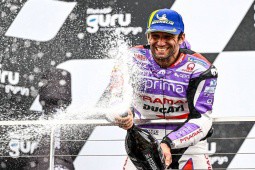 Đua xe MotoGP,  Australian GP: Zarco “giải hạn” sau 120 chặng, đồng đội tiếp tục mắc sai lầm