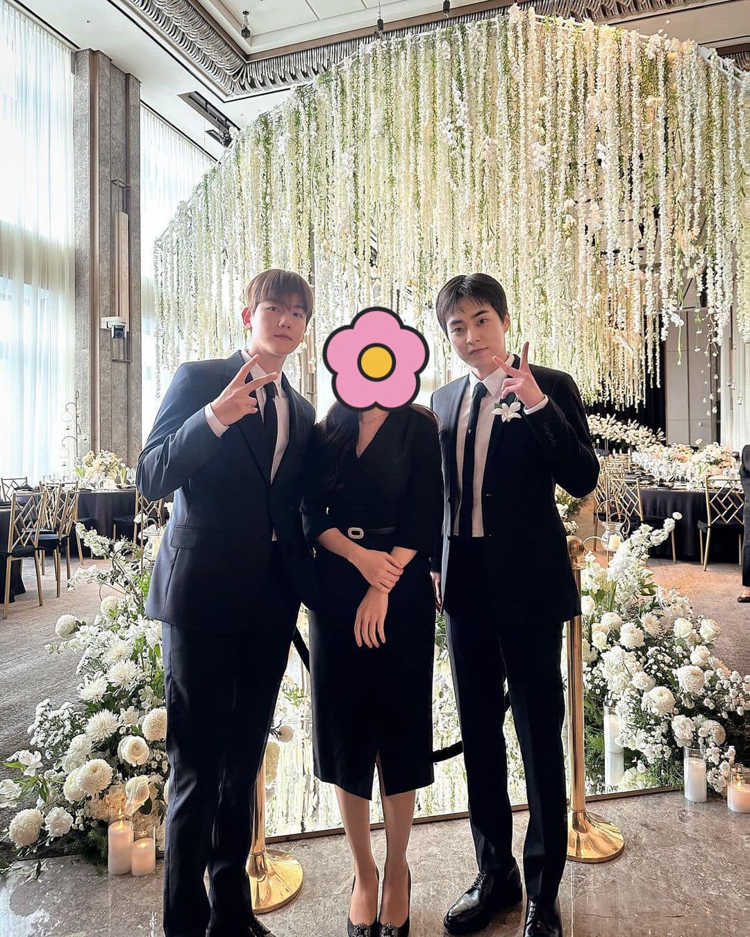 EXO, TVXQ có mặt tại đám cưới của Chen.