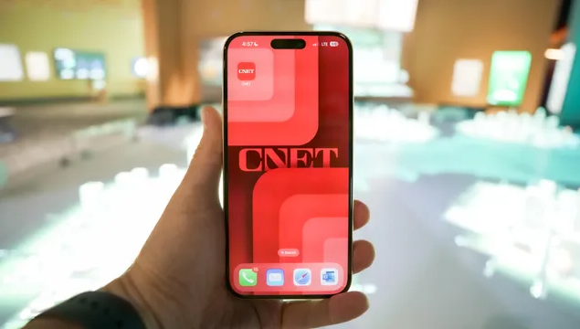 iPhone 15.